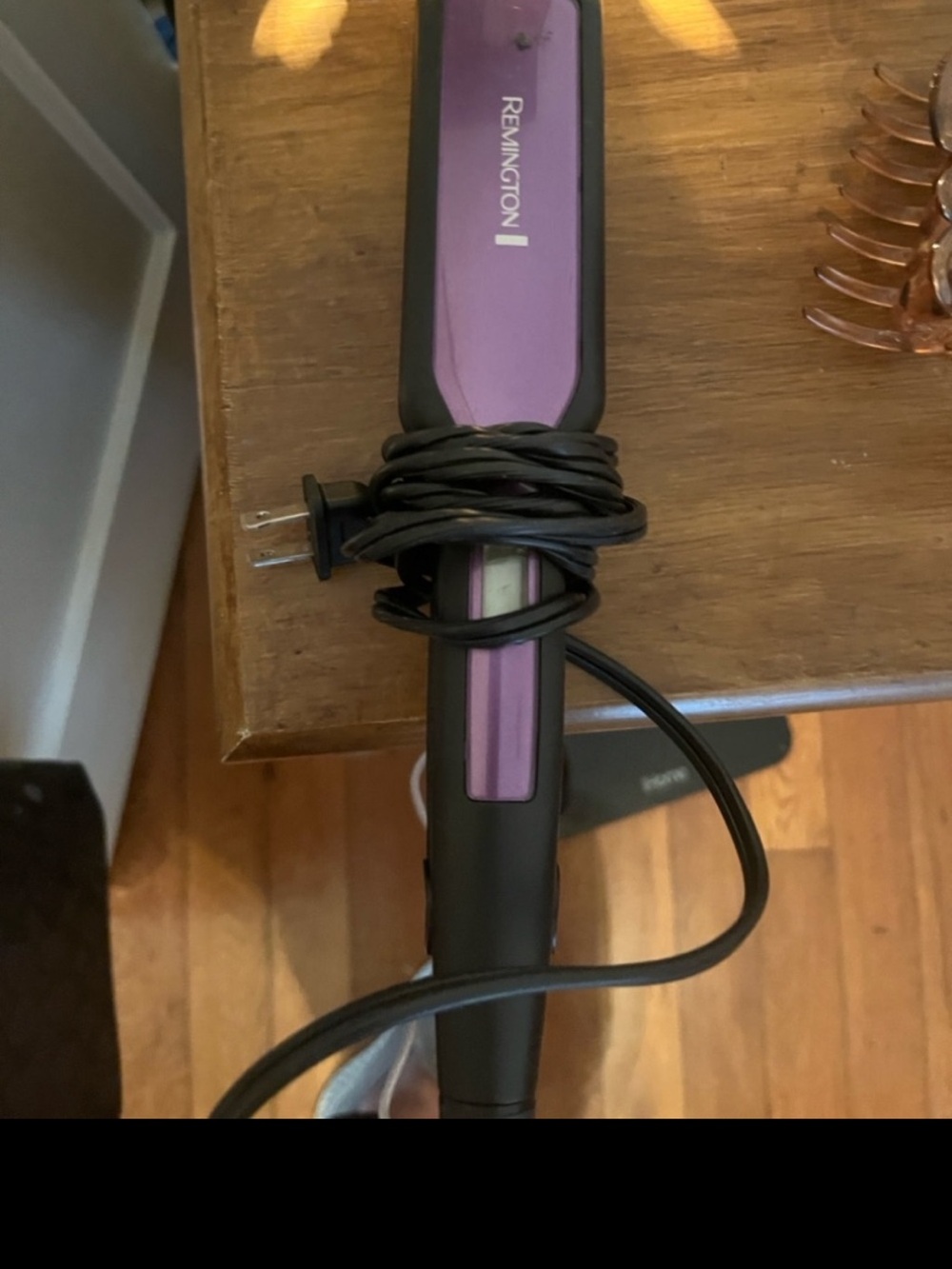 Remington Purple and Black Ceramic Hair Straightener